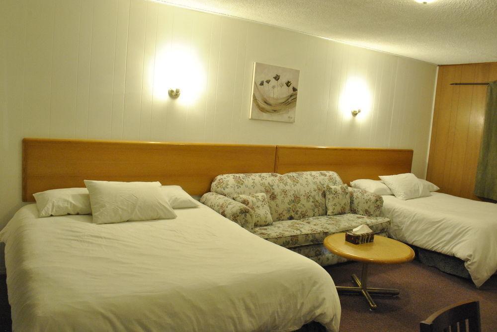Neepawa Motel Exterior foto